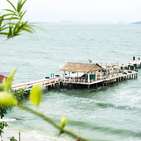 Tranquility Bungalows Bar & Restaurant